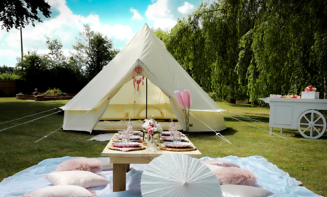 How to Select the Best Glamping Yurt for a Weekend Getaway