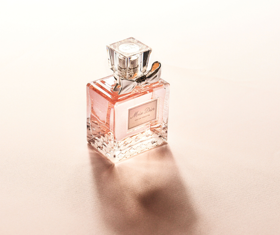 Cosas a tener en cuenta al elegir un perfume de mujer